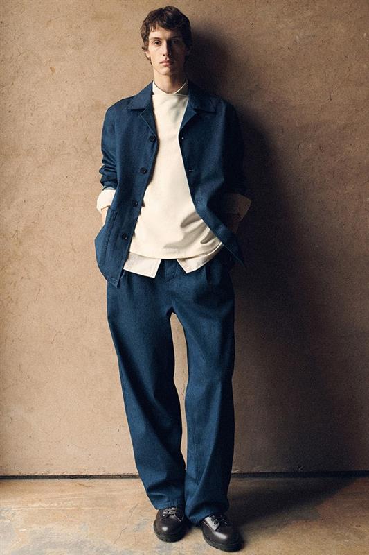 ベルト付きデニム リラックスフィット バレルレッグパンツ